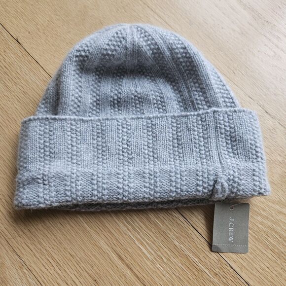 J.Crew Cashmere Blend Beanie Hat Gray NWT Unisex Winter Knit Cap One Size - Picture 1 of 6